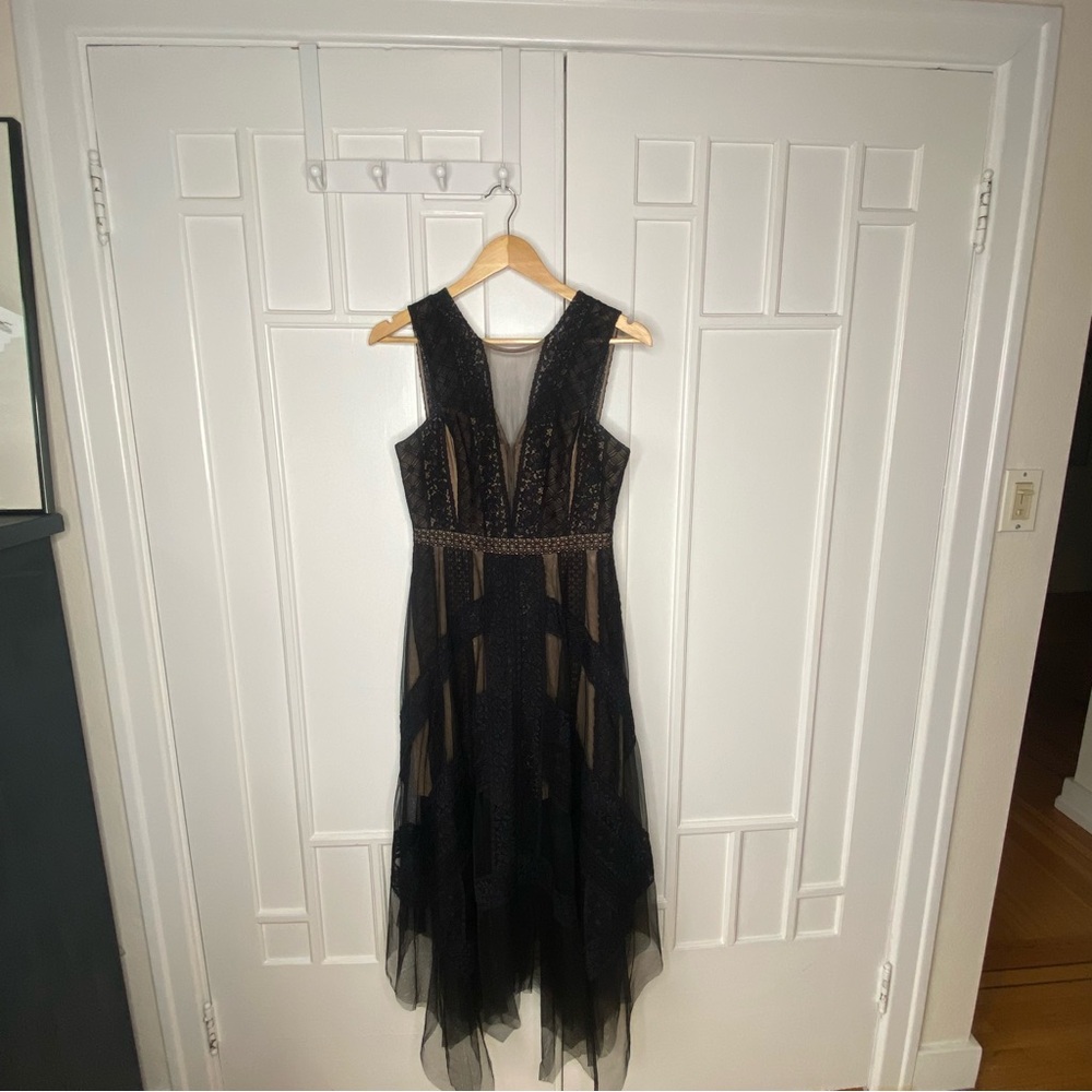 BCBG MAXAZRIA Andi Asymmetric Lace & Tulle Maxi Dress Black and nude sexy prom - Picture 9 of 13